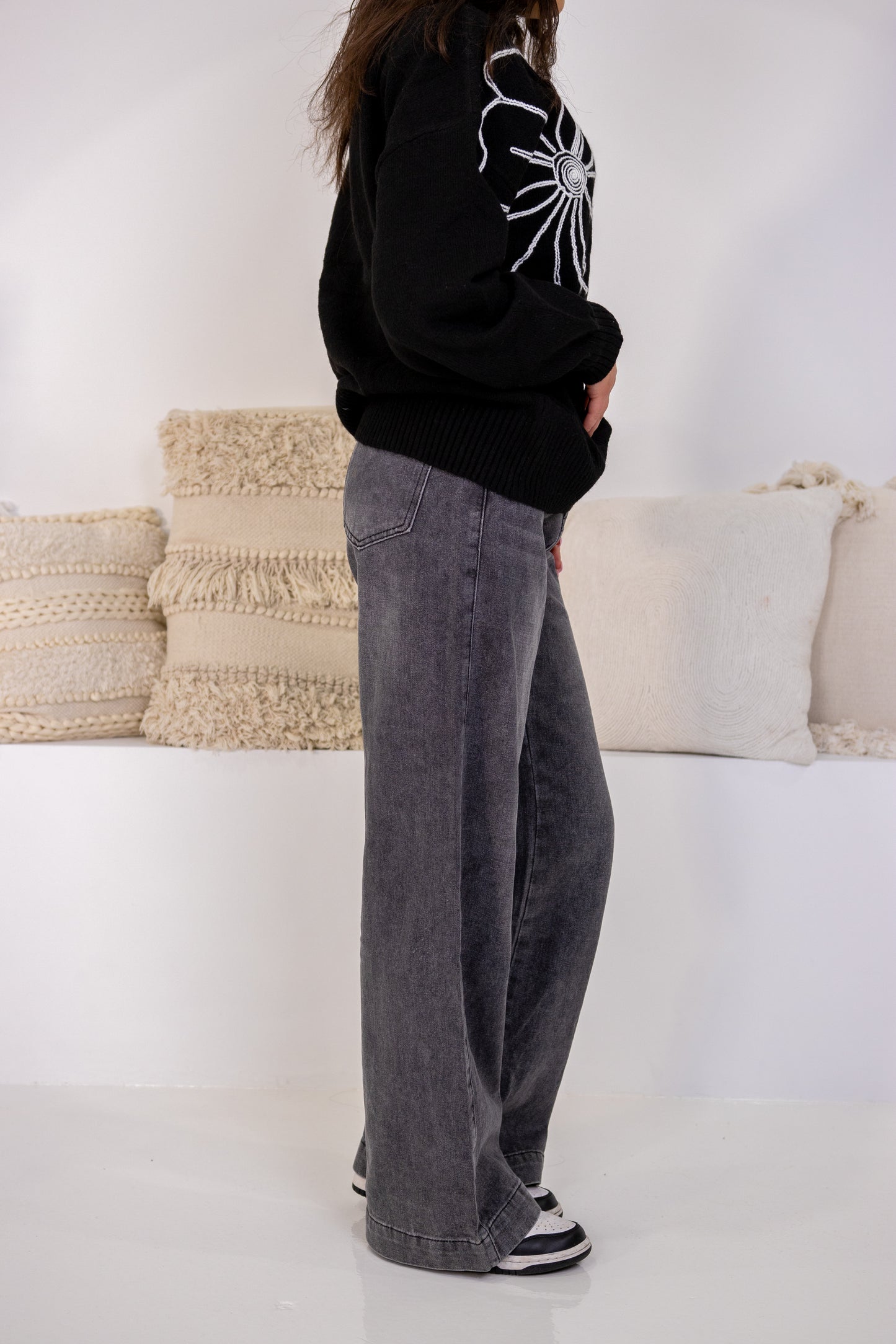 Charcoal washed jeans